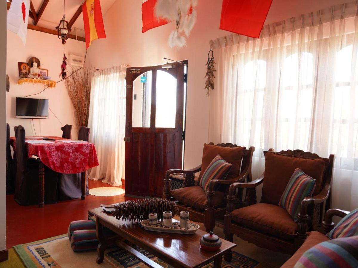 Redwood Homestay Нувара Елия Екстериор снимка